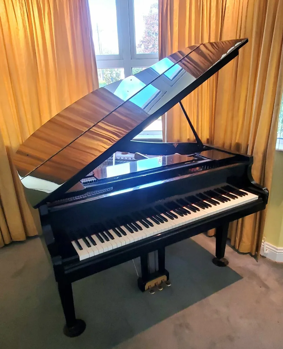 Black Hyundai G-50A Baby Grand Piano - Image 1