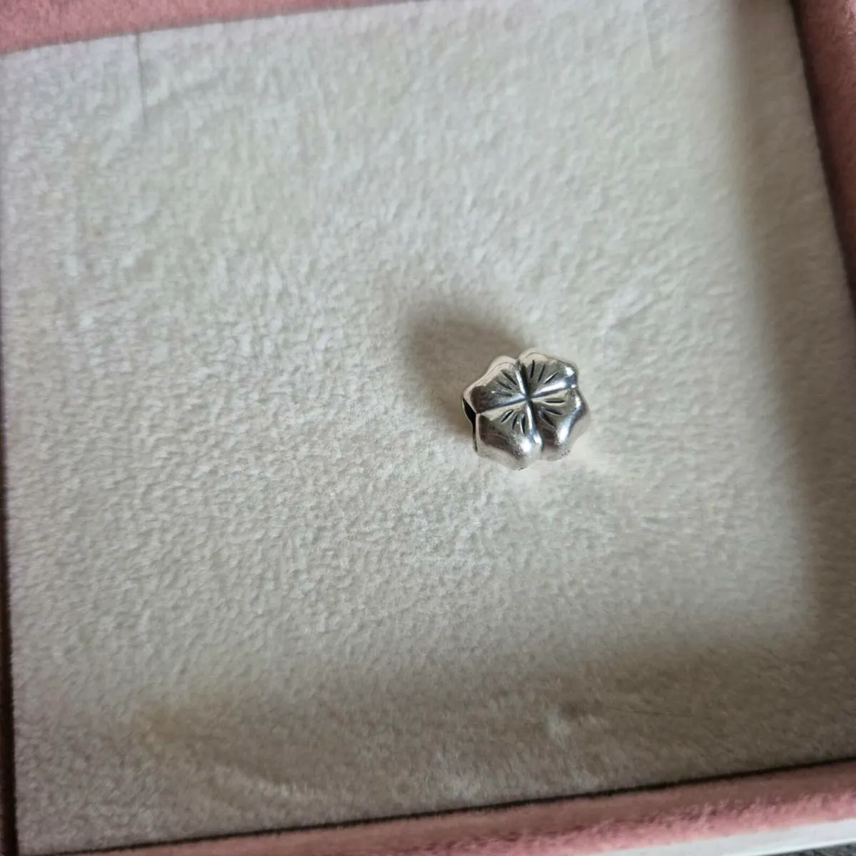 Pandora four leaf clover bead charm - Image 2