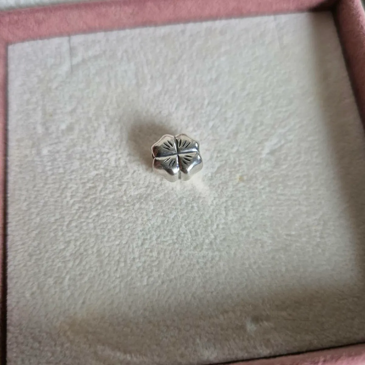 Pandora four leaf clover bead charm - Image 4
