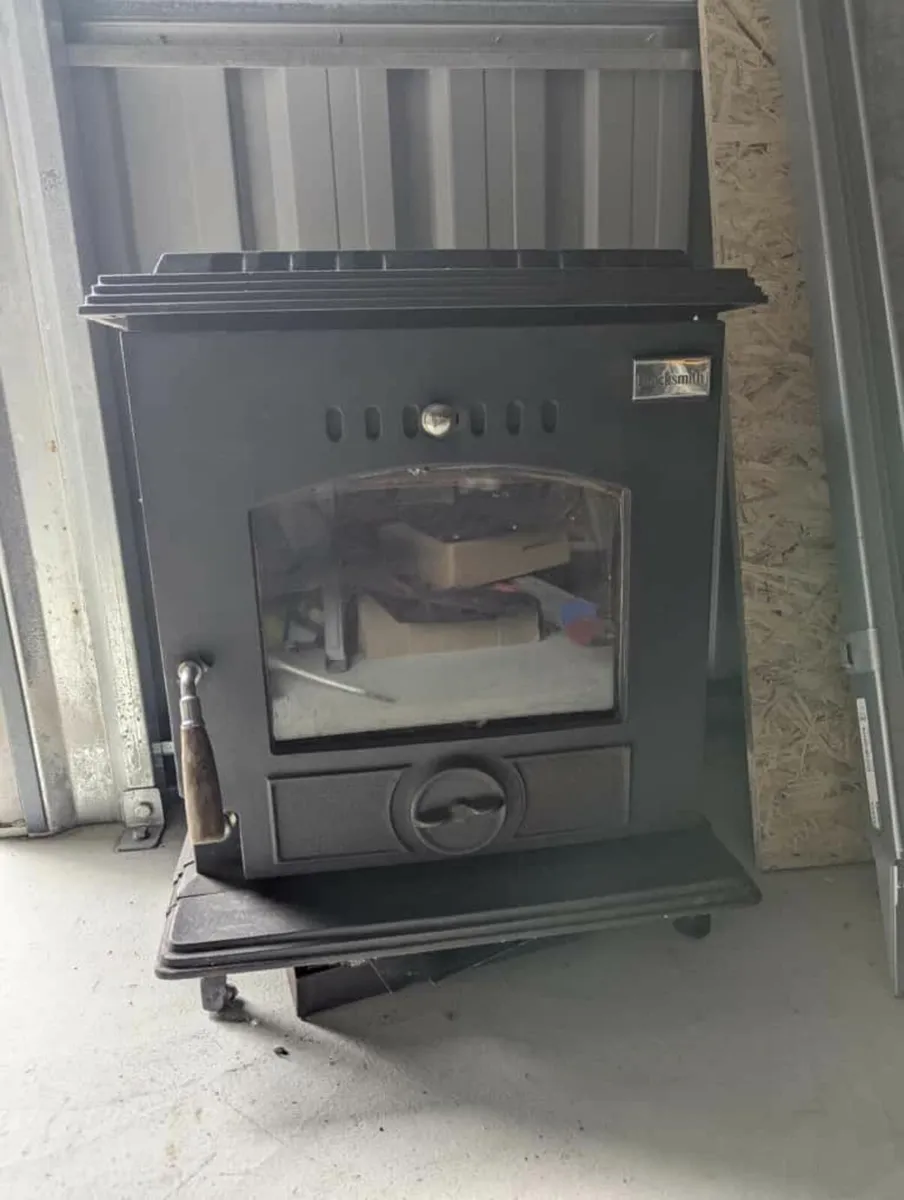 Blacksmith Bellows Stove