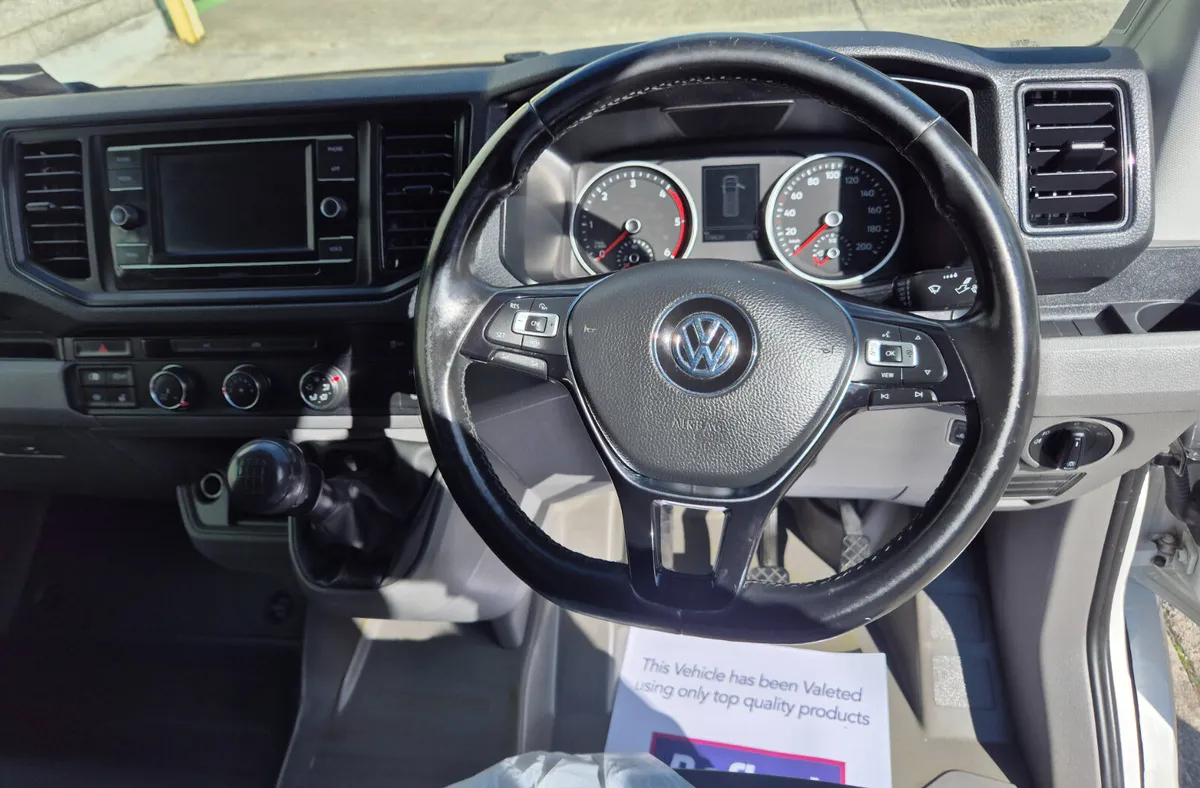 2021 Vw Crafter mwb highline 140 - Image 3