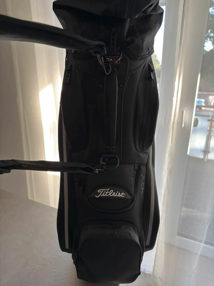 Titleist Tour Series Premium STADRY Cartbag - Image 2