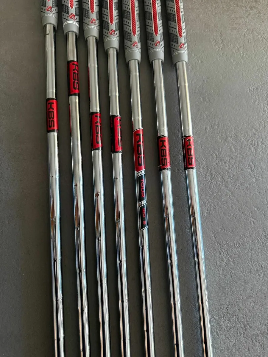 Titleist AP2 iron set 4-PW - Image 1