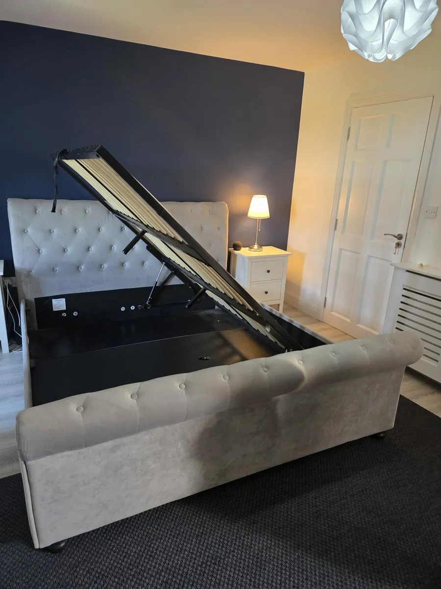 Side opening ottoman super king size bed - Image 4