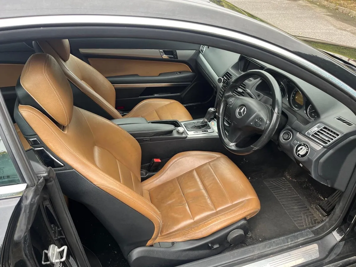 Mercedes E250 CDI - Image 2