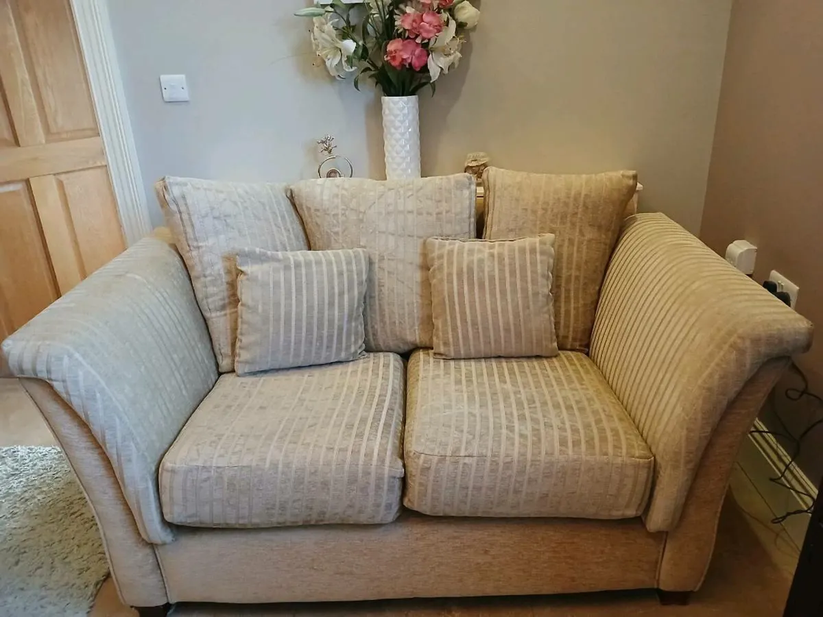 Sofa (2 & 3 seater) - Image 3