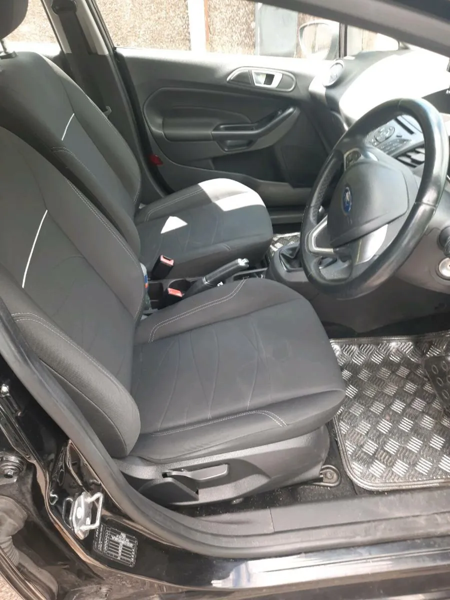 Ford Fiesta 2017 - Image 4