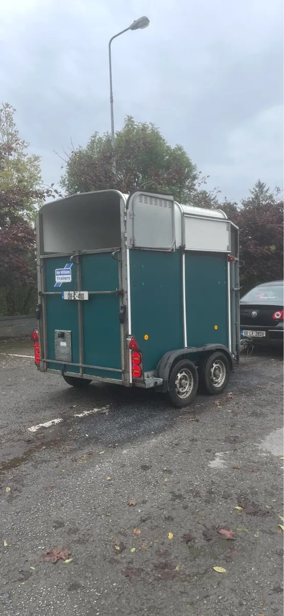 Clean 505 Horsebox - Image 2