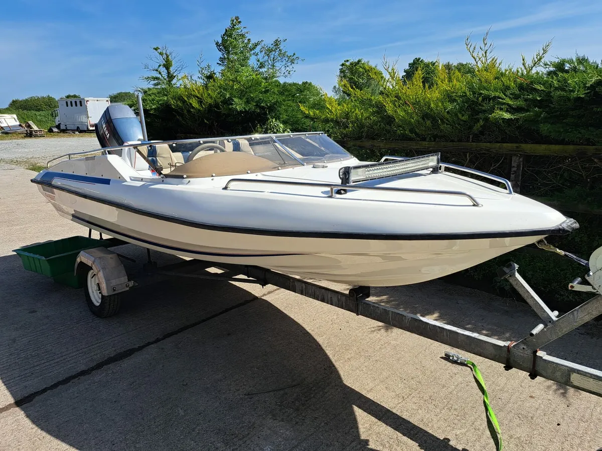Speed boat - Image 4