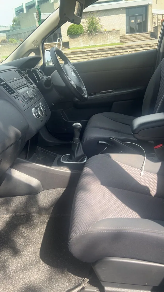 Nissan Tiida 2008 - Image 2