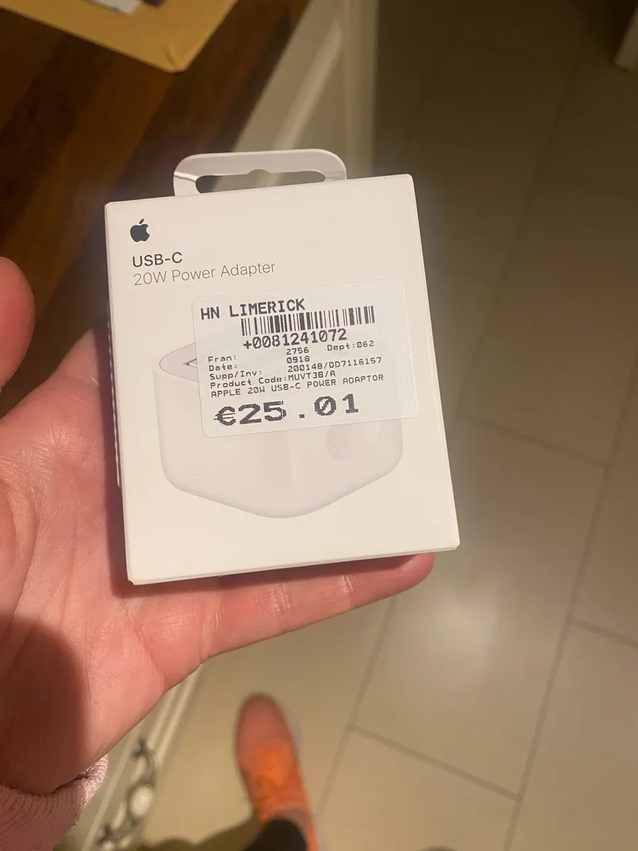 iPhone 16 256g - new in box - Image 4