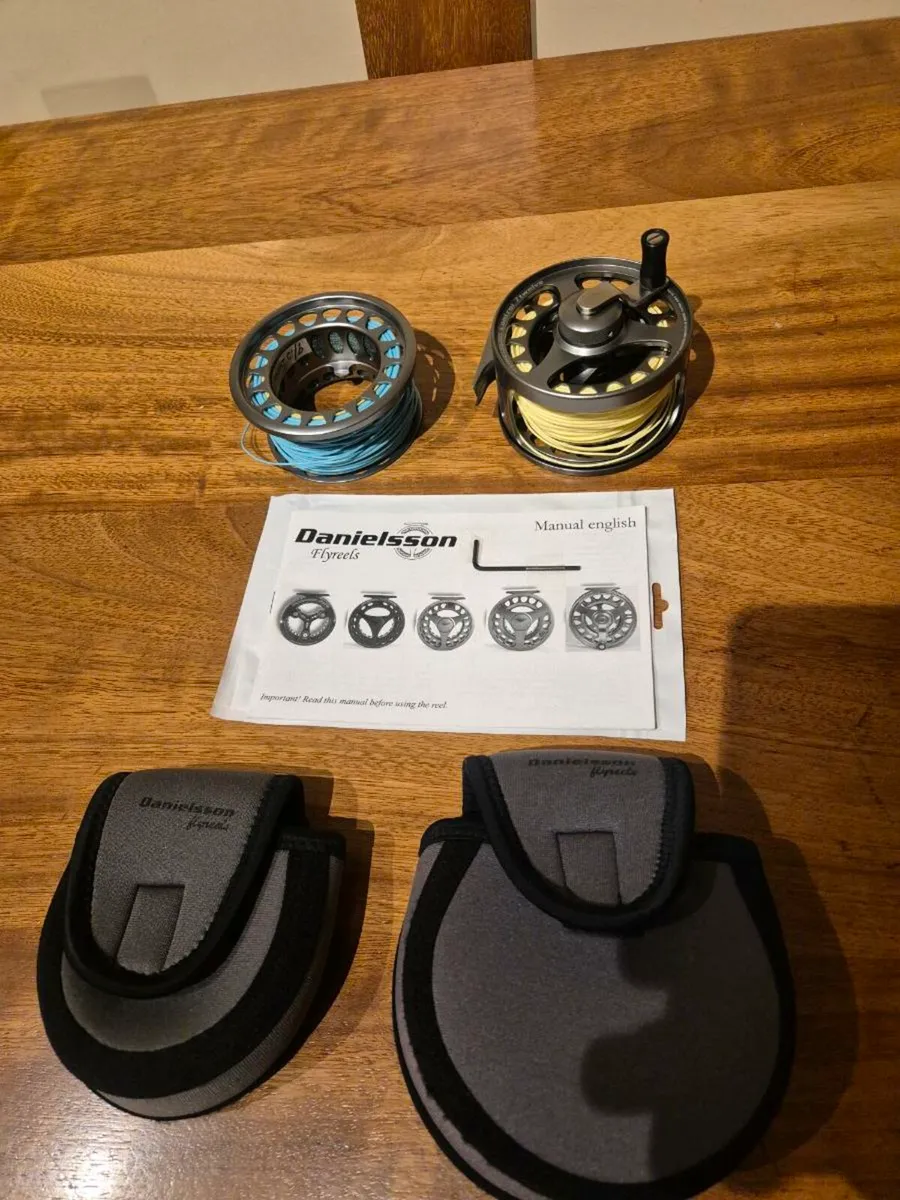 Danielsson 7 12 fly reel and spare spool salmon - Image 1