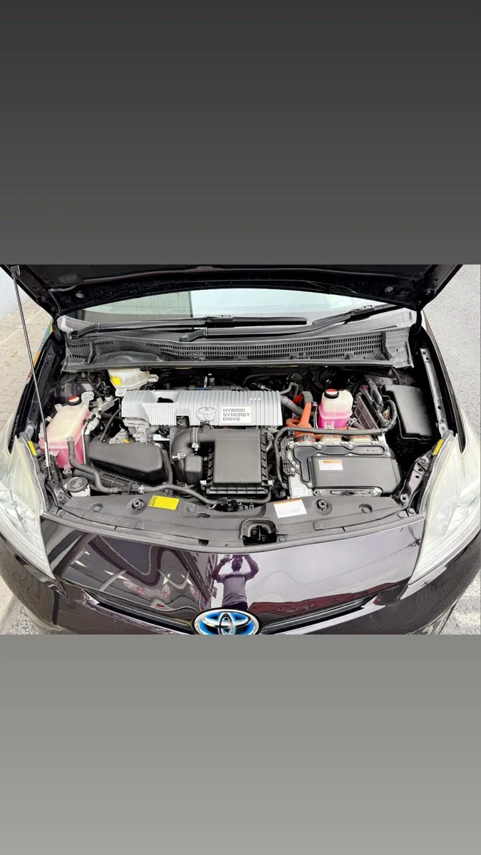 Toyota Prius - Image 2