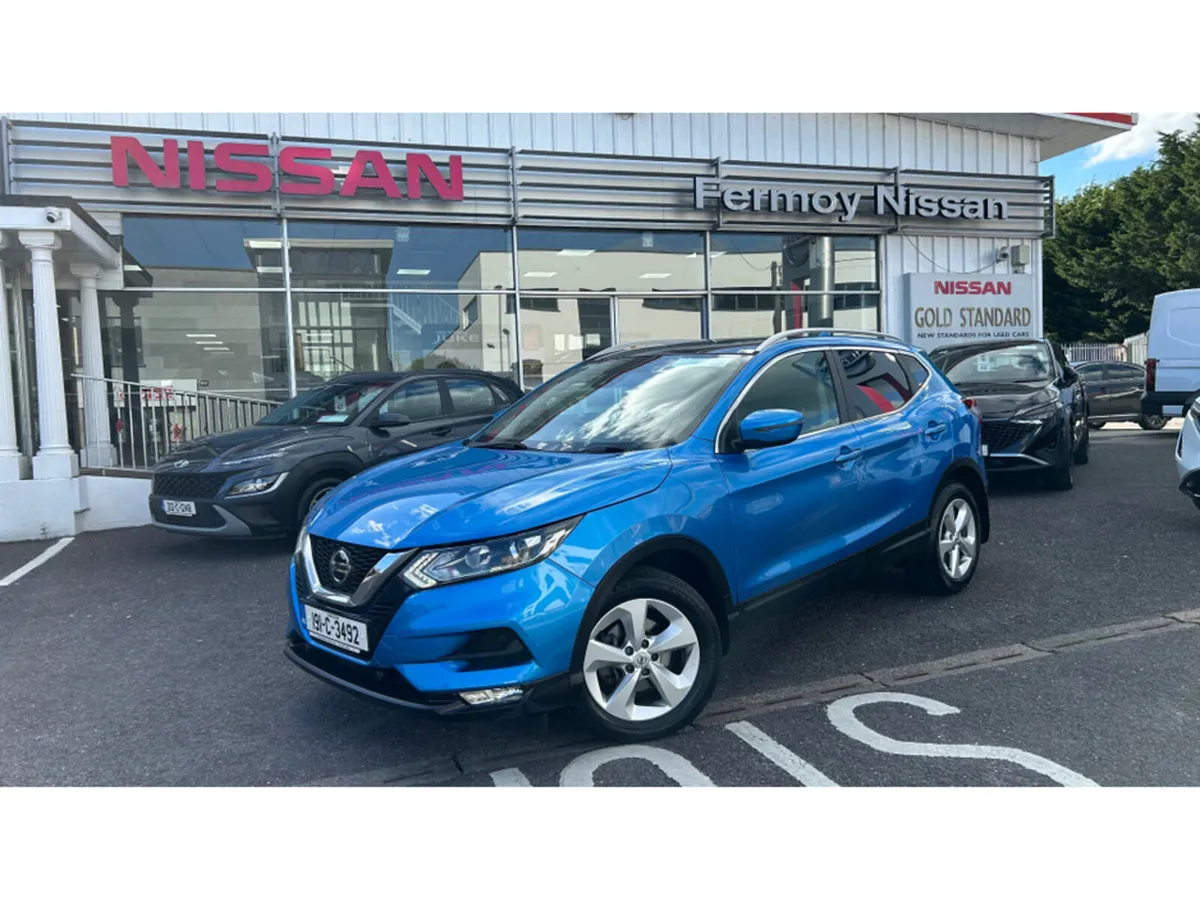 Nissan Qashqai VERY LOW MILEAGE DIESEL 1.5 DSL SV - Image 1