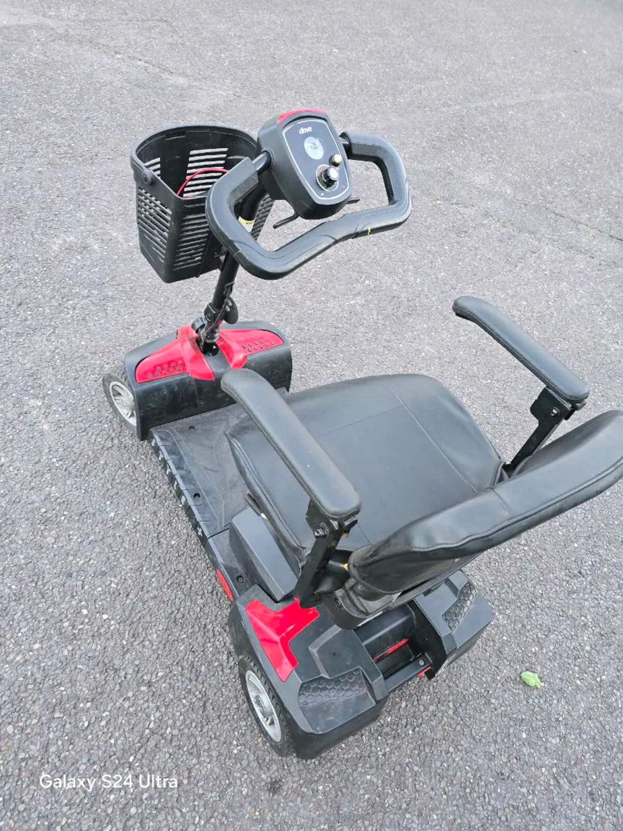 Mobility scooter - Image 2