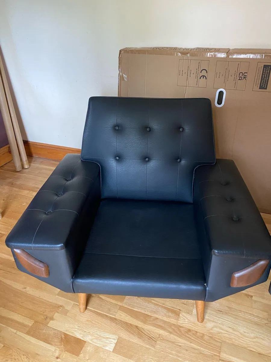 Pair of black leather mid century armchairs - Image 2