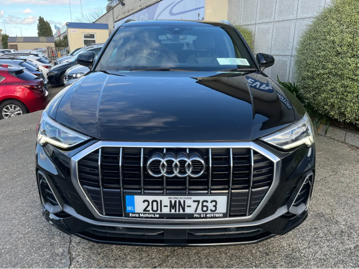 Audi Q3 S-LINE AUTOMATIC 35TDI DIESEL 2.0 - Image 2