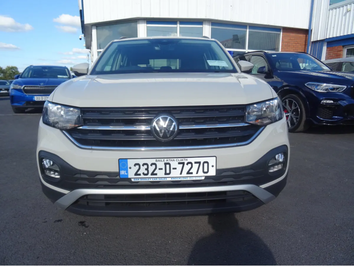 Volkswagen T-Cross LIFE 1.0 TSI MANUAL 5SPEED 95BH - Image 3