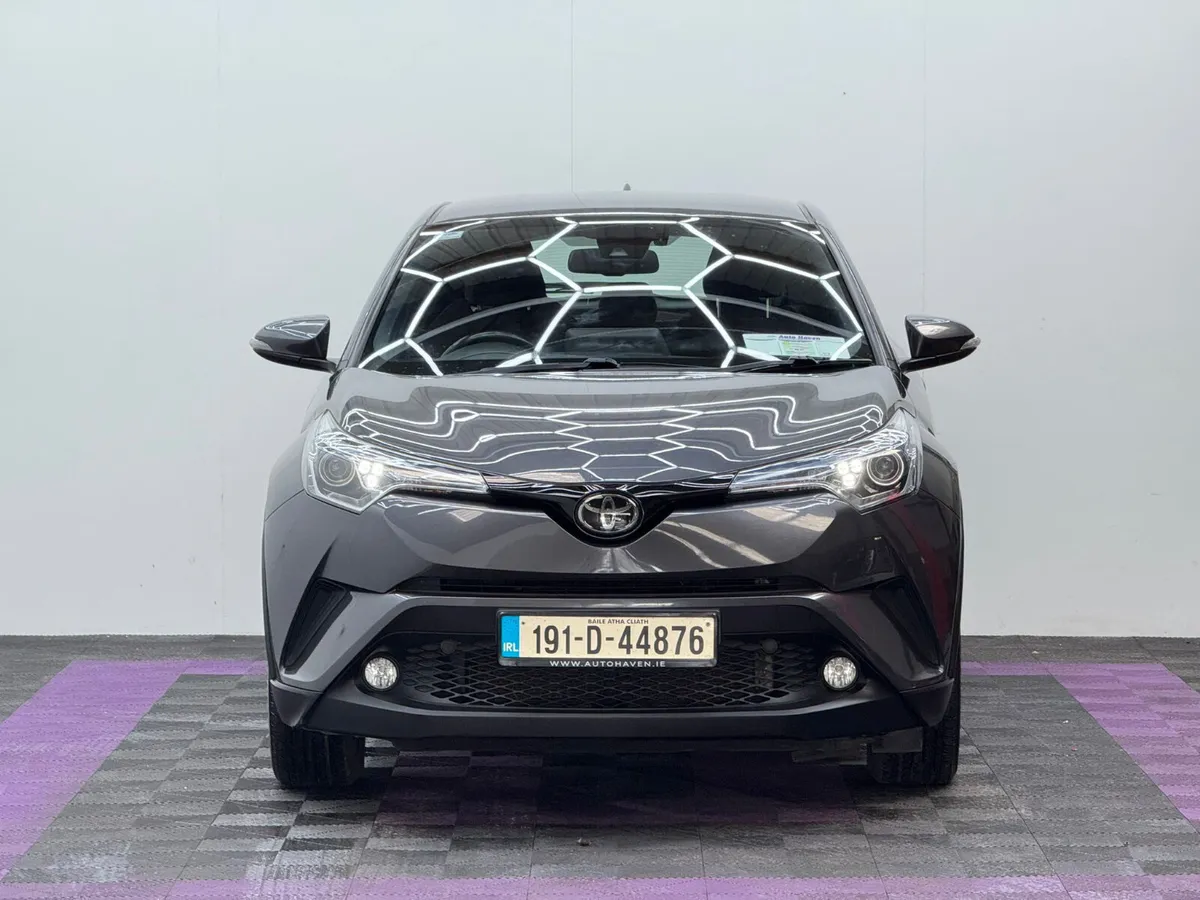 2019 Toyota C-HR Luna 1.2T, New NCT - Image 2