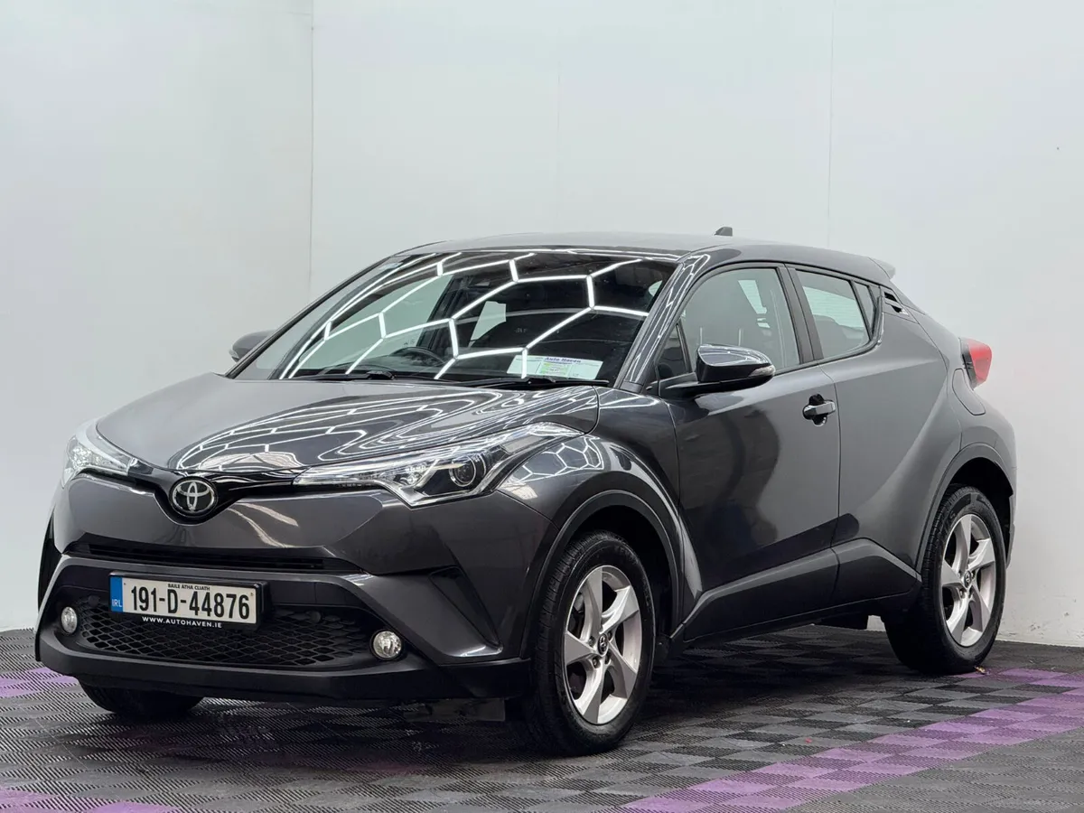 2019 Toyota C-HR Luna 1.2T, New NCT - Image 4