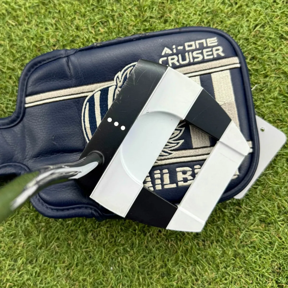 Odyssey Ai-One Cruiser Jailbird Putter / 38″ - Image 4