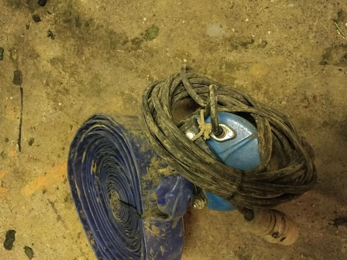 Submersible pump - Image 2
