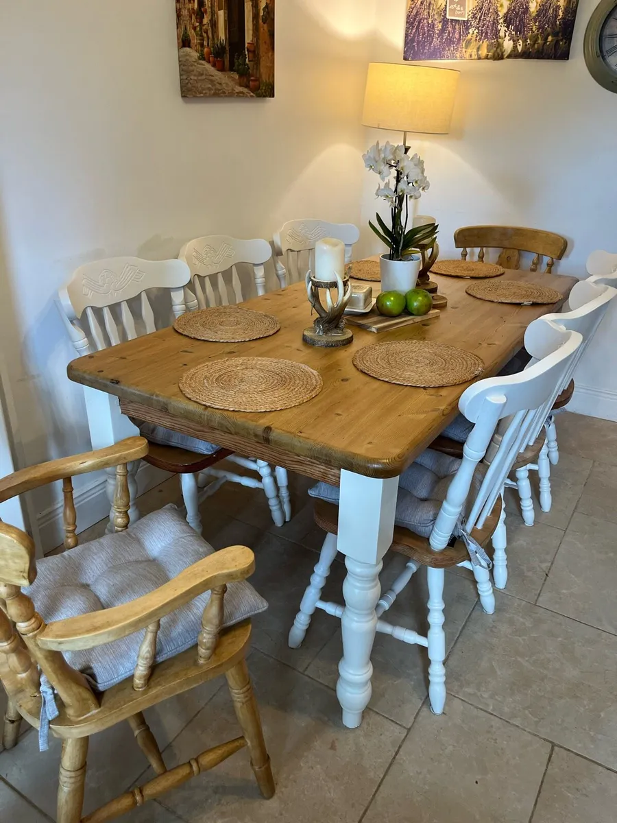 Farmhouse Tabla and 8 chairs - Image 1