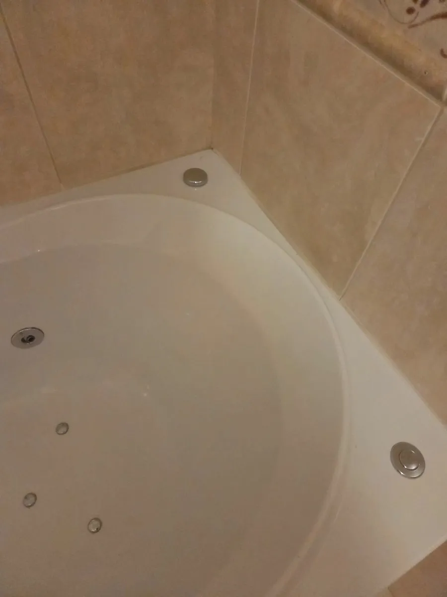 Bath for sale - Image 2