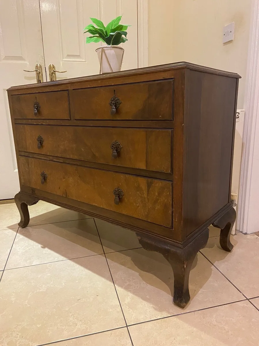 Victorian dresser - Image 2