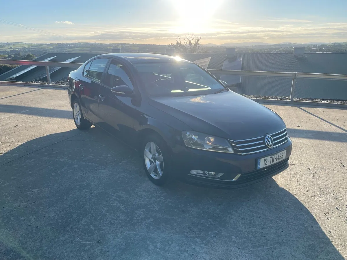 2012 VOLKSWAGEN PASSAT 2.0 BLUEMOTION - Image 2
