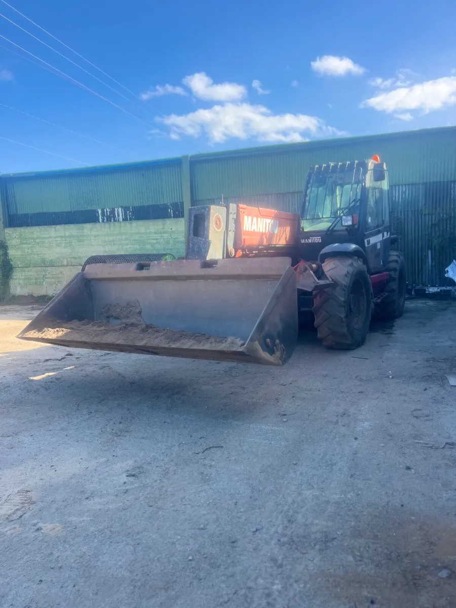 Manitou Telehandler - Image 2