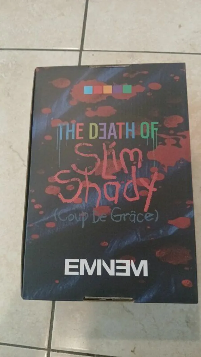 Vinyl eminem  plushie - Image 3