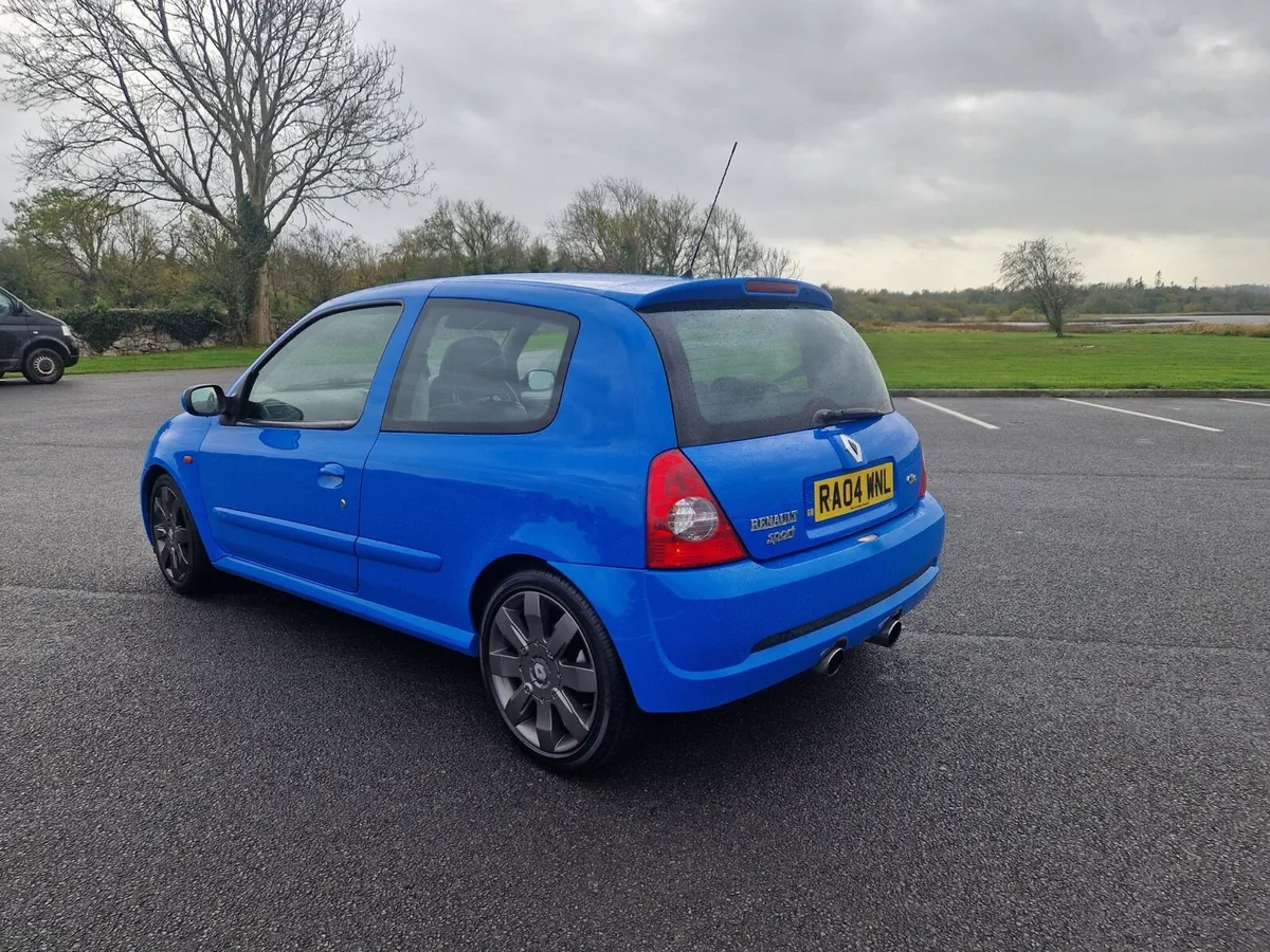 Renault Clio 182 2.0 - Image 3