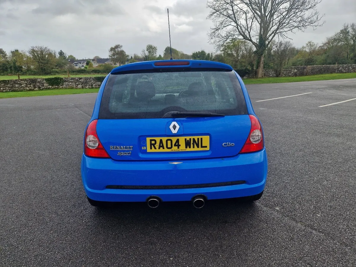 Renault Clio 182 2.0 - Image 4