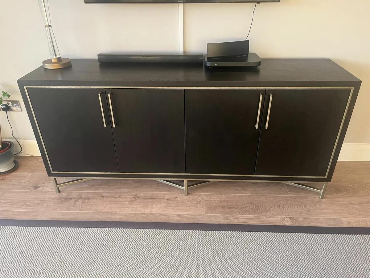 Furniture Ventura Side Board Excellent condition - Image 1