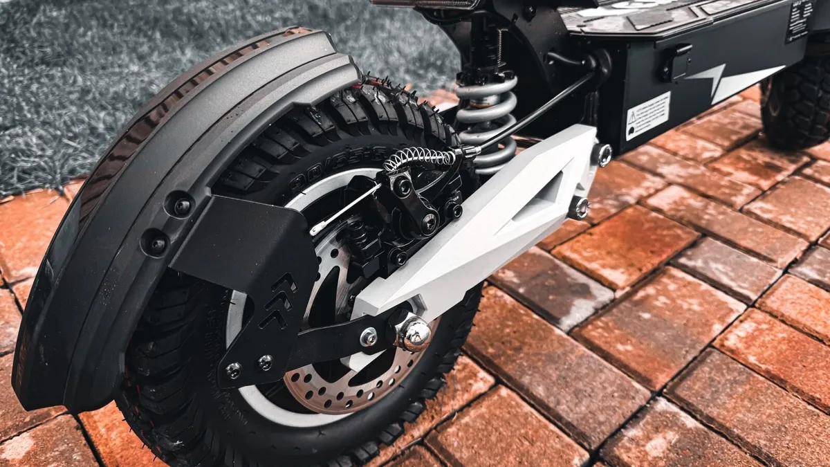00TD T10 50km/h e-scooter (USED ONCE FOR REVIEW) - Image 3