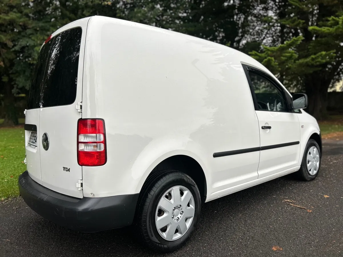 Volkswagen Caddy 2015 - Image 3