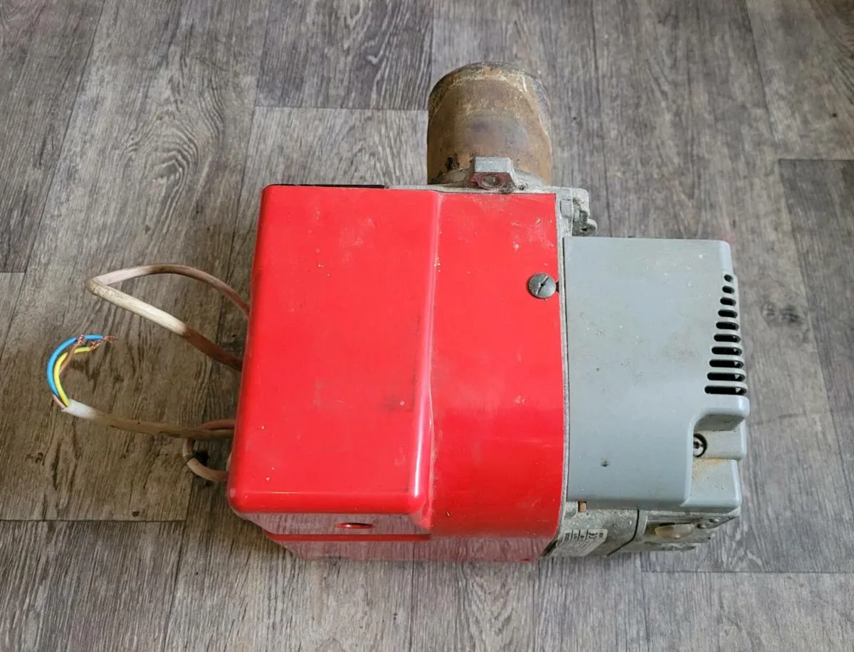 Riello Oil Burner - Image 2