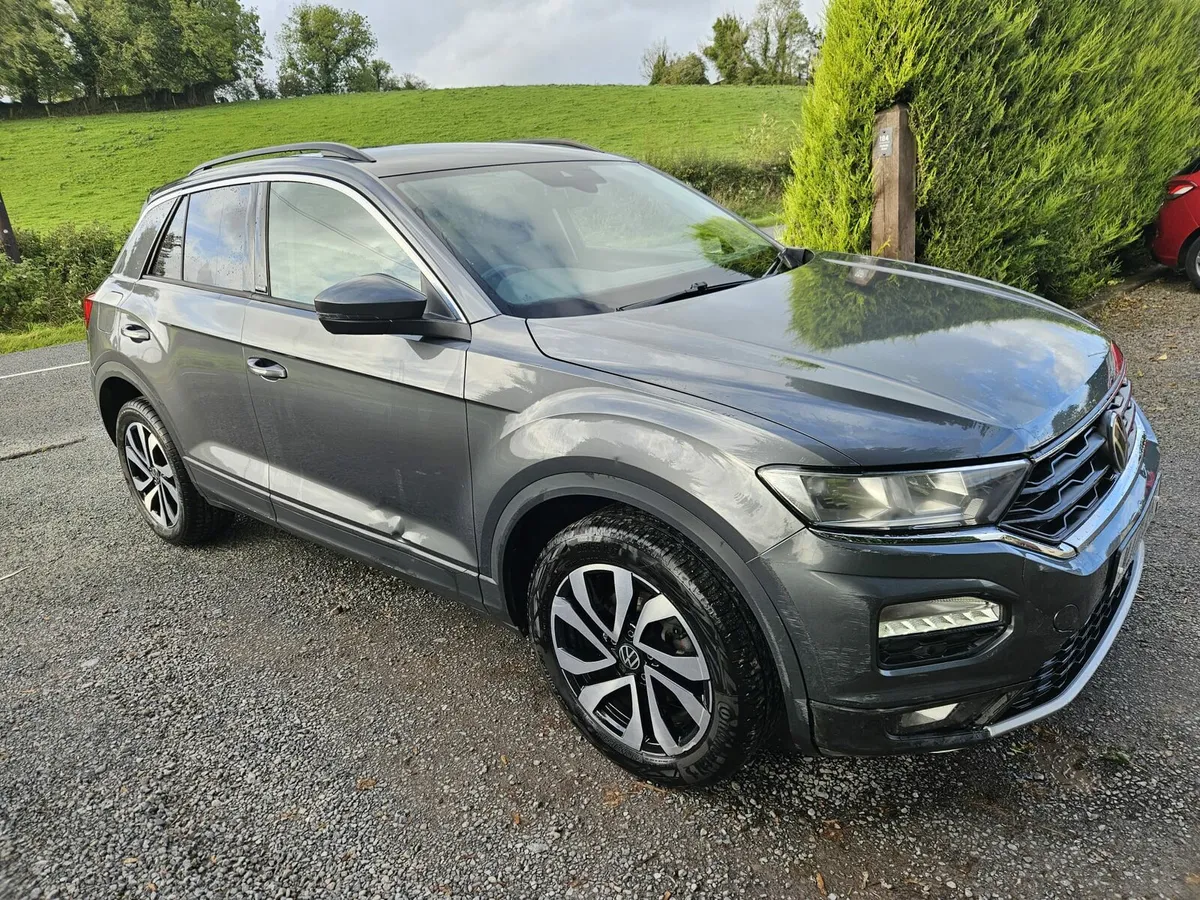 2022 VW T-Roc - Image 1