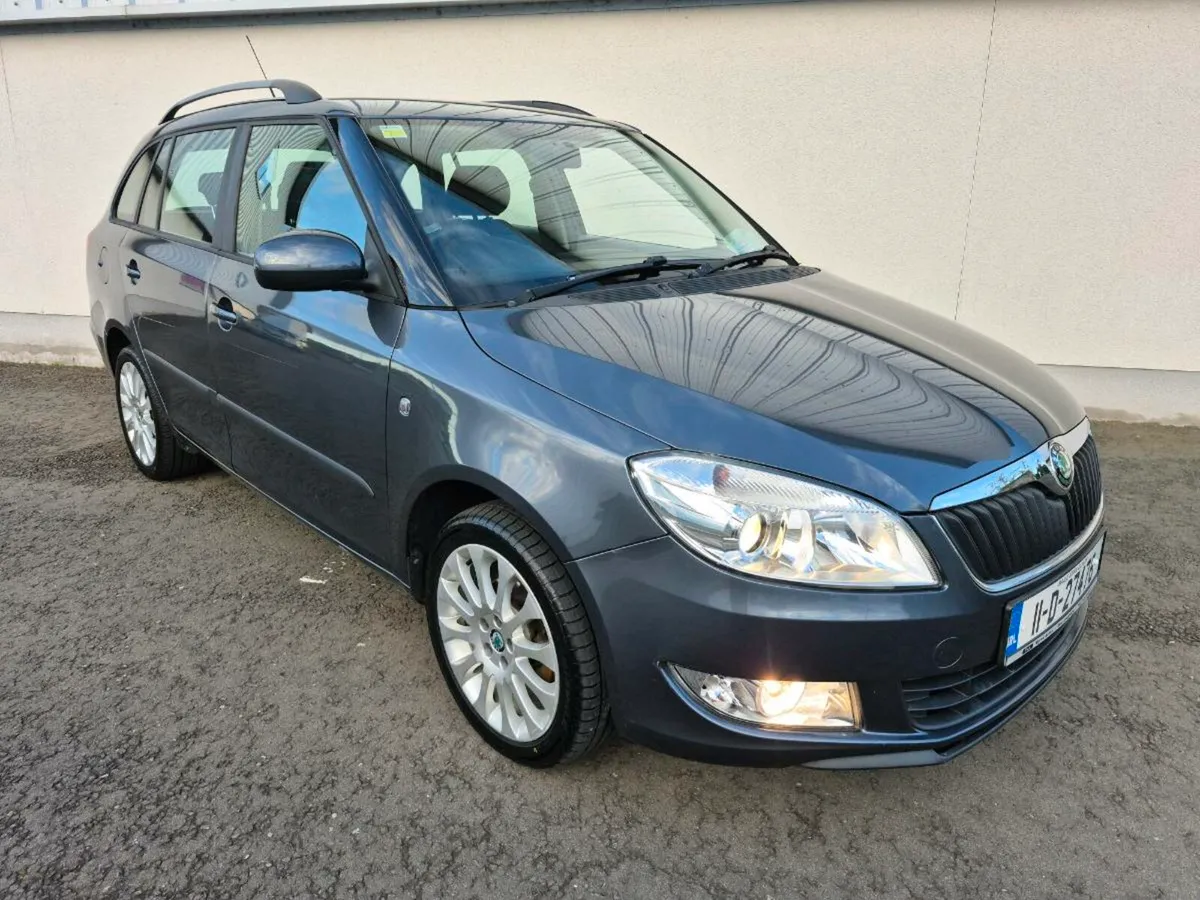 SKODA FABIA ESTATE**ONLY 66,000mls**LIKE NEW** - Image 2