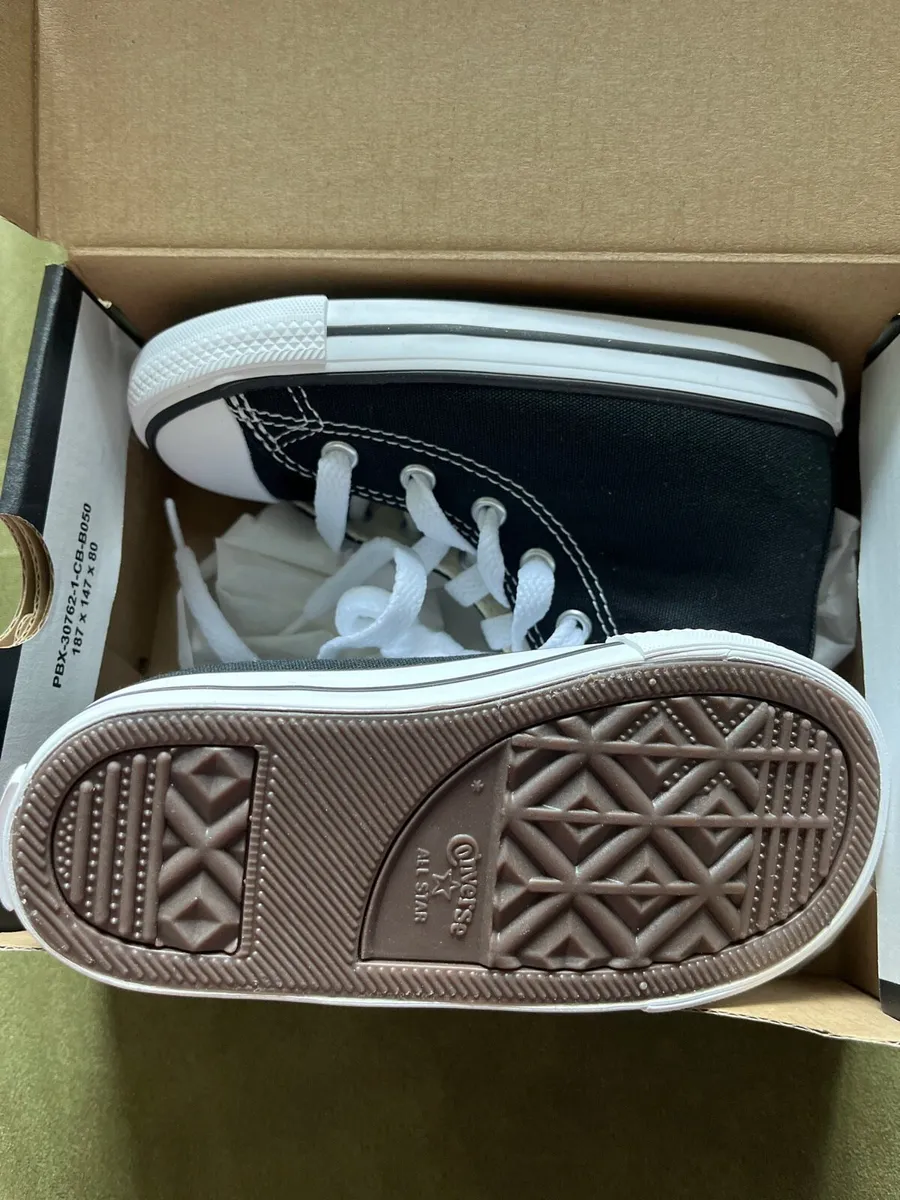 NEW Converse - Image 2