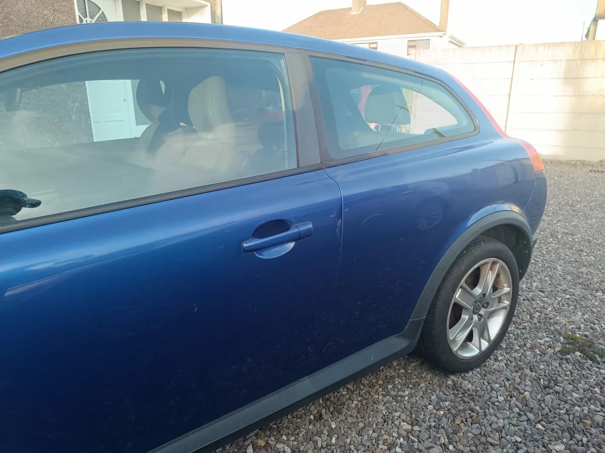 Volvo C30 - Image 2