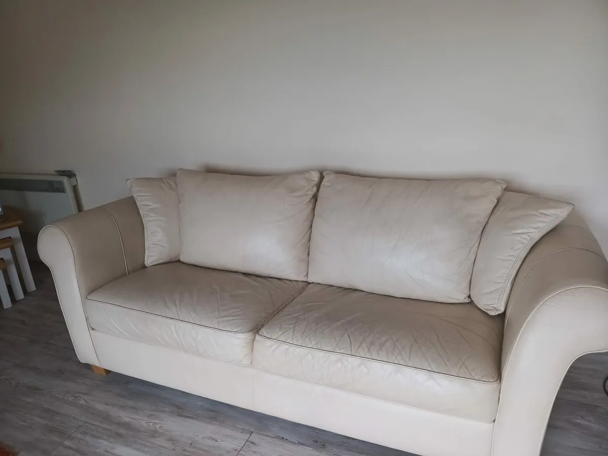 Free to take away Natuzzi 3 and 2 seater couches - Image 1