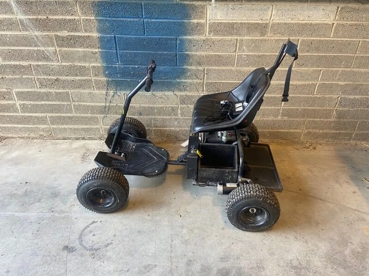 Single seat Golf Buggy - Image 1