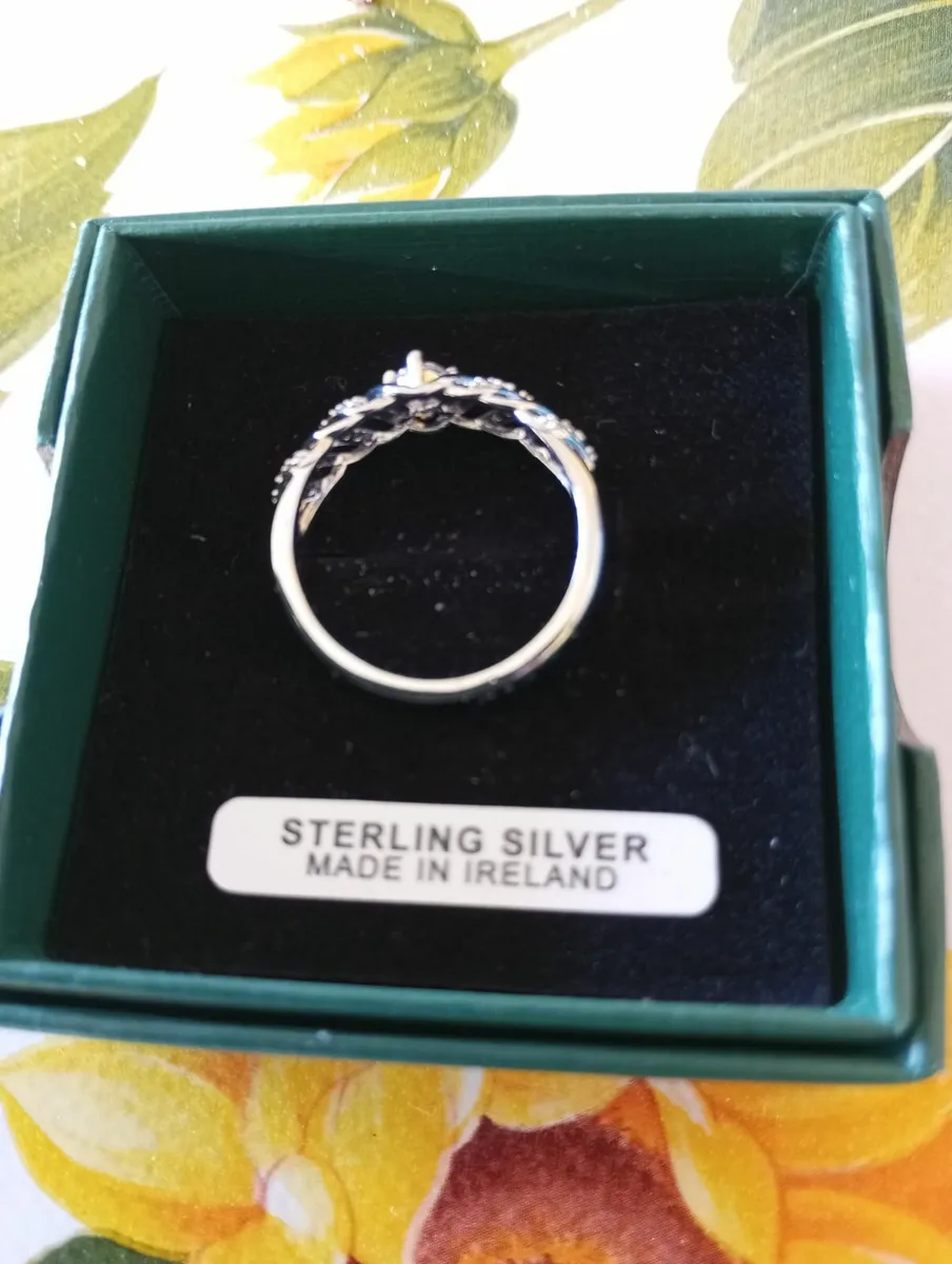 Sterling Silver Diamond ring - Image 4