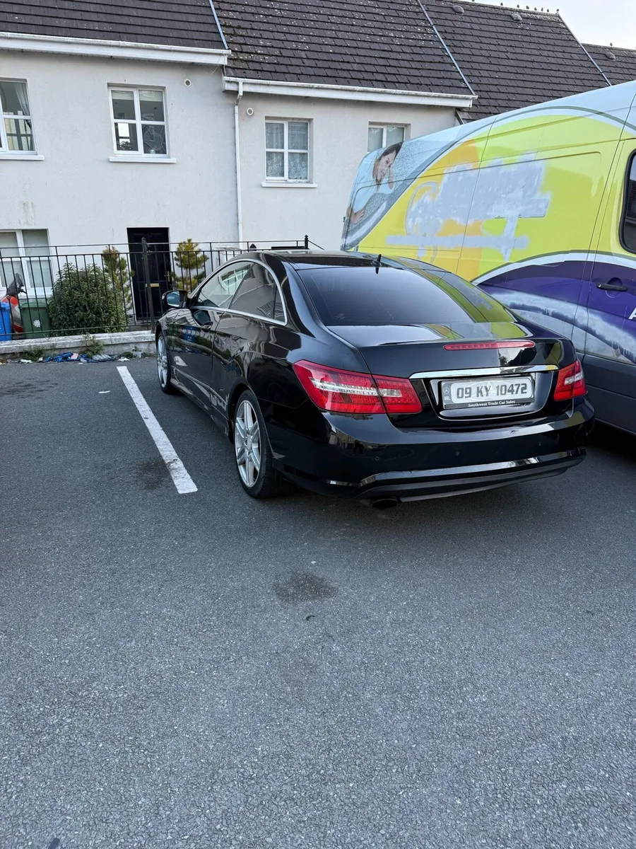 Mercedes E 250 coupe - Image 1