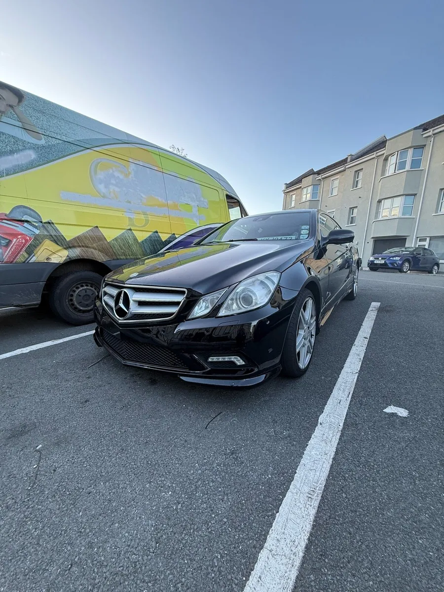 Mercedes E 250 coupe - Image 2