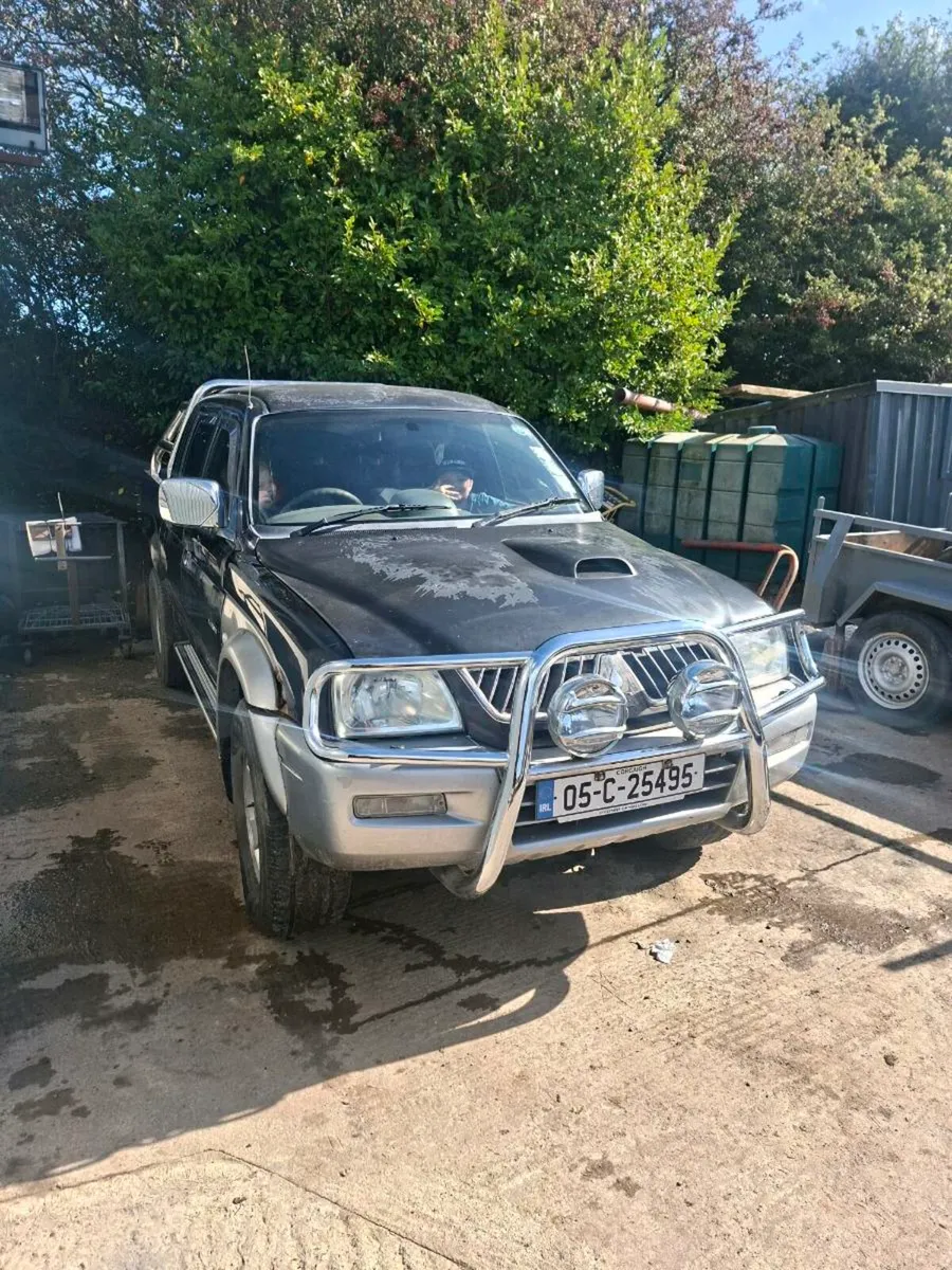 Mitsubishi l200 parts - Image 1
