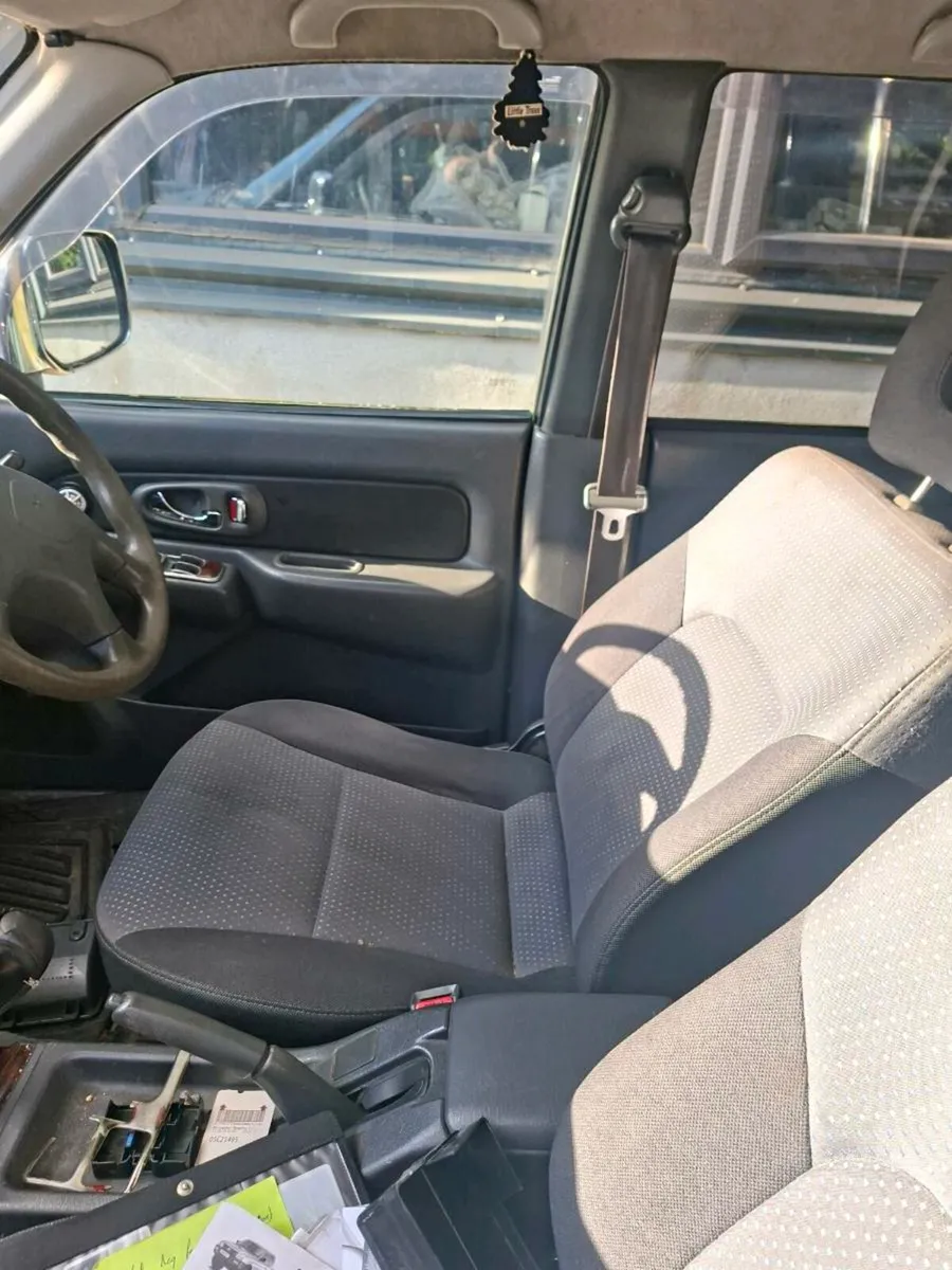 Mitsubishi l200 parts - Image 4