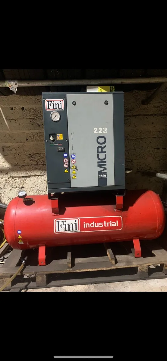 Screw compressor - Image 1